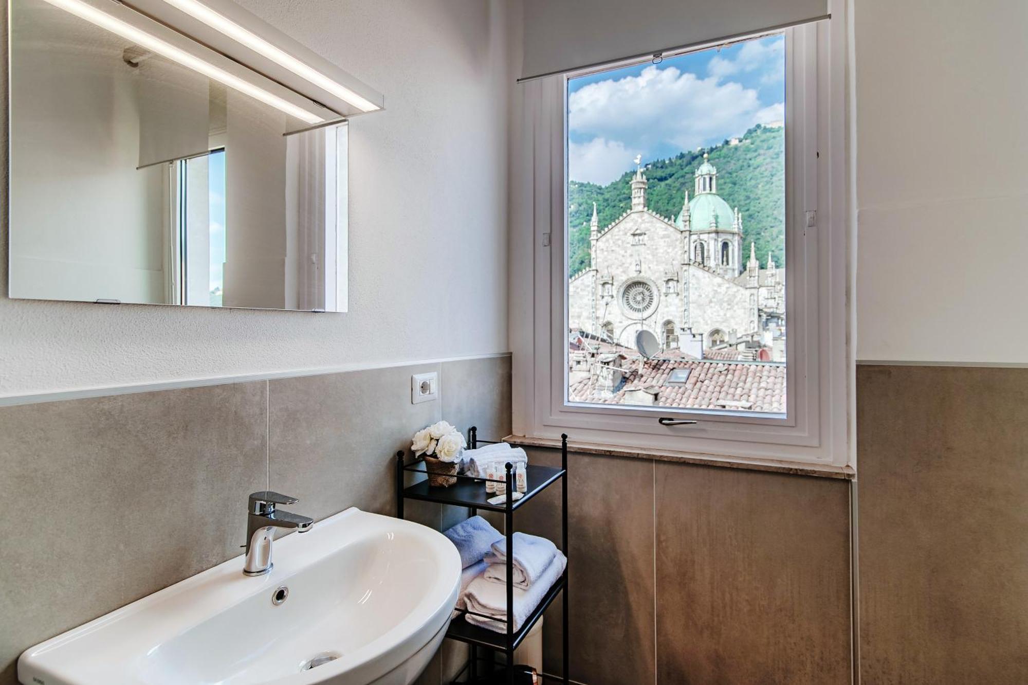 Downtown Como-Luxury Suites Buitenkant foto